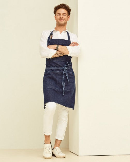 Lucio Verso Denim Classic Apron / مئزر كلاسيكي دينيم من لوتشو ڤيرسو