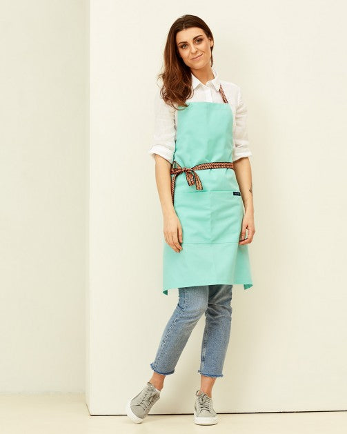 Lucio Verso Mint Classic Apron / مئزر كلاسيكي أخضر نعناعي من لوتشو ڤيرسو